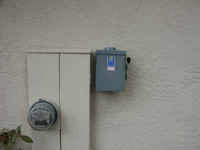 Disconnect & Meter Close.JPG (2327540 bytes)