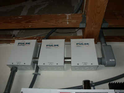 PV Combiner Boxes.JPG (2118028 bytes)